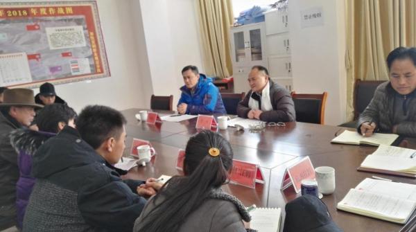 【扶贫在行动】曾勇副校长赴康定市开展扶贫调研慰问