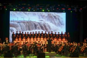 【校庆】学校隆重举行建校59周年暨迎新晚会