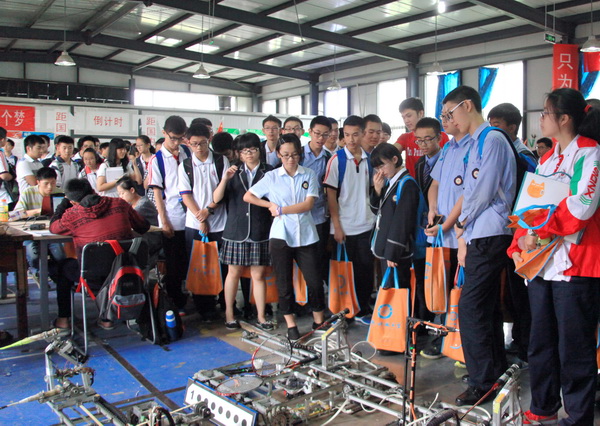 kaifangri0007.JPG 3306ce2fffdf67675eb76bea0c4d6297.jpg