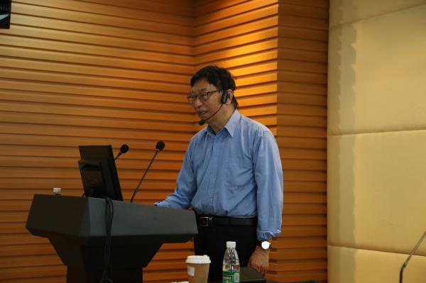 川大赵毅衡教授做客“研究生人文教育与学术交流月”活动讲解符号学