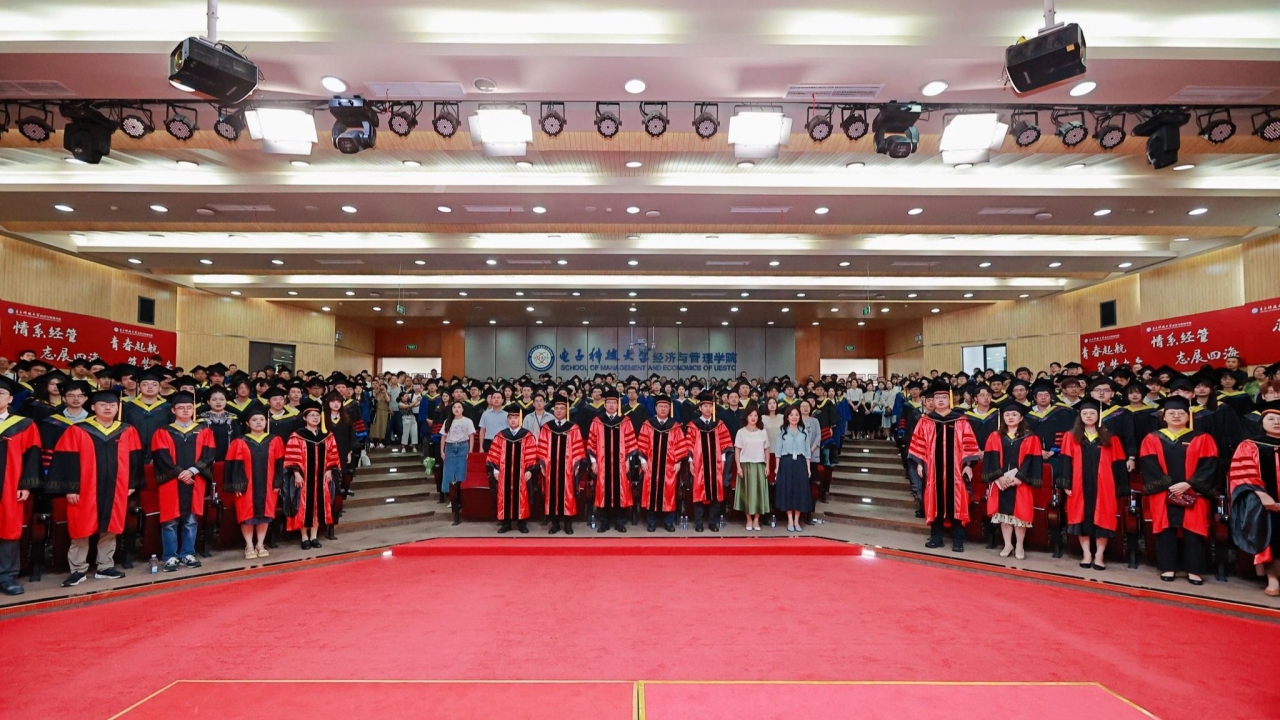 2C7DACABE30E87037D3614C7CBA_E8E1DAC9_5E0