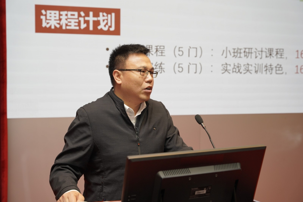 _DSC4983.JPG 3419adf7139c22c6b68707dabdf3bc02.jpg