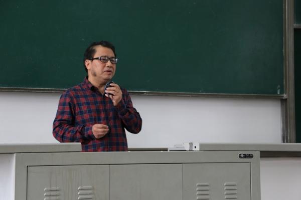 自动化学院举行“两学一做”宣讲学习会