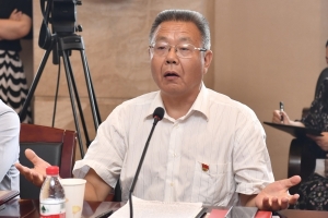 【先锋】高正平：为党育人、为国育才就是教师的责任和担当