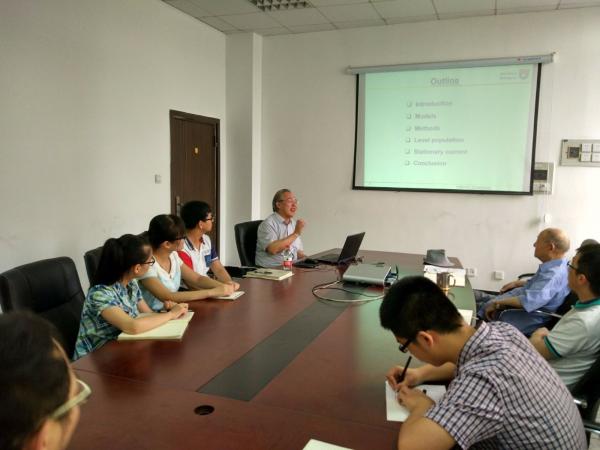 澳大利亚卧龙岗大学张潮教授做客物电论坛