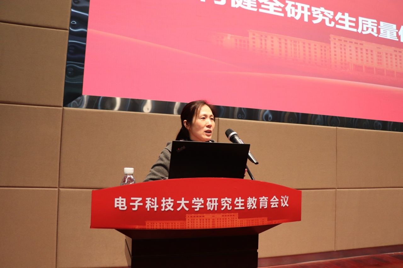 IMG_2106.JPG IMG_2106.JPG