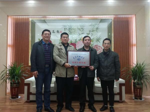 物电学院组织专家赴湖南开展科普讲座和招生宣传