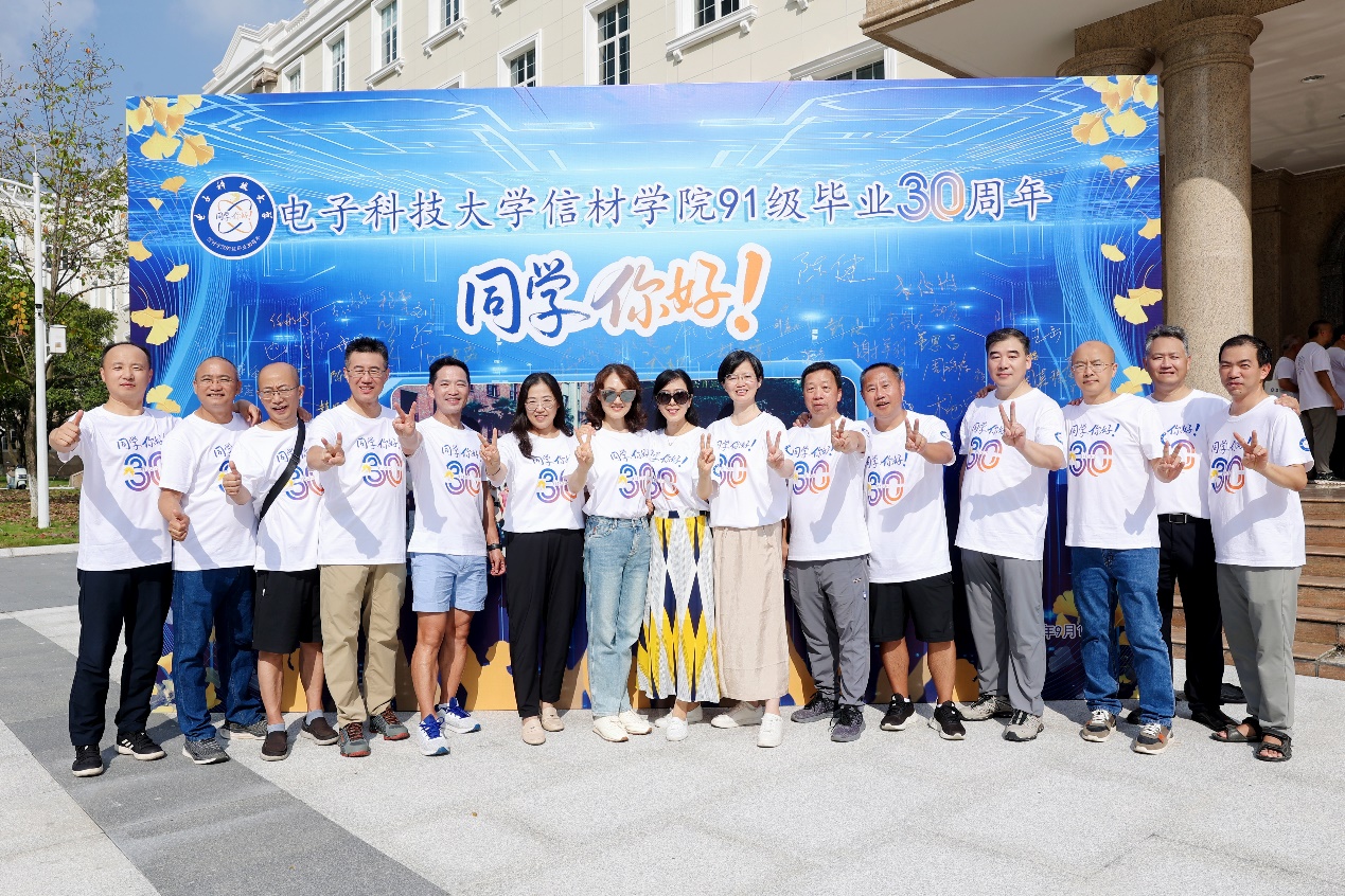 4ECEA11C28C5D7457CC9141FF00_CE70E7B2_951