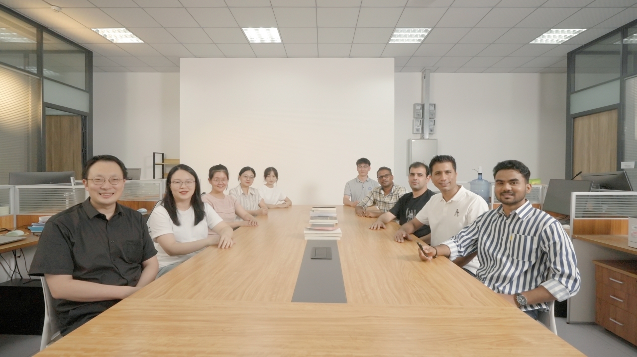 邹权.jpg 邹权.jpg