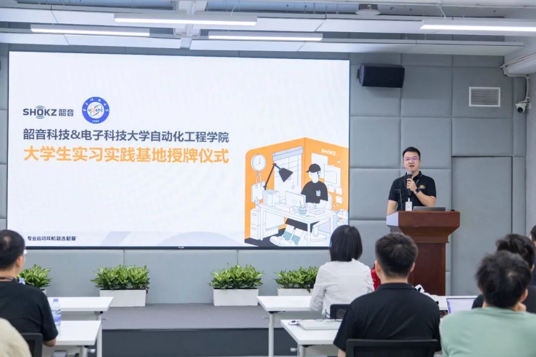 394530a96eb20178813bb313e9ebdff8_9824b.j