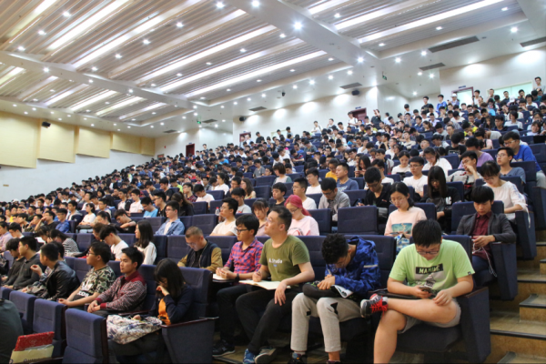 【成电讲坛】数学家马志明院士谈AlphaGO与数学的应用