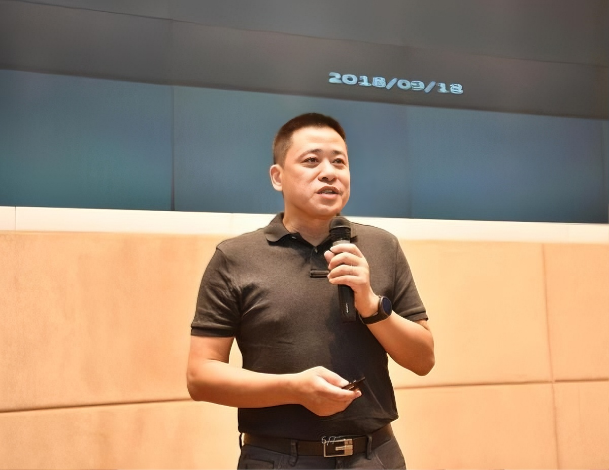 【天下成电人】张帆校友：从沙河畔到全球芯