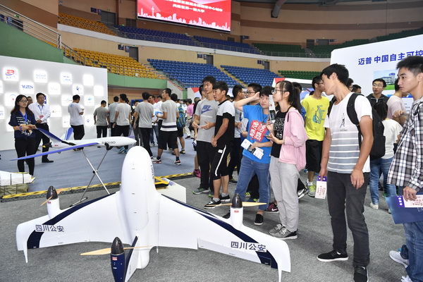 xiaoqing004.JPG 39dff2bf1cc9648b15cb603f12c4535c.jpg