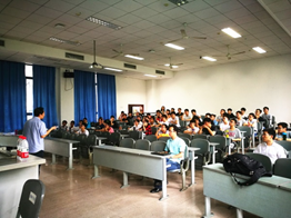 “学风建设宣传月”系列活动推进优良学风建设