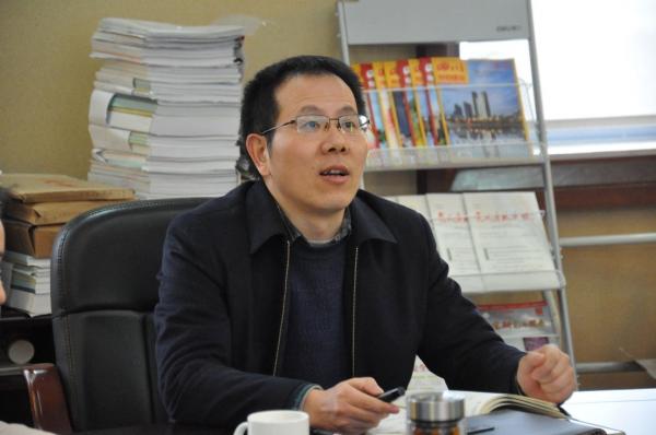 胡俊副校长为人力资源部党支部讲党课