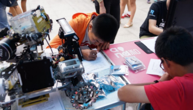 学生.png 学生.png