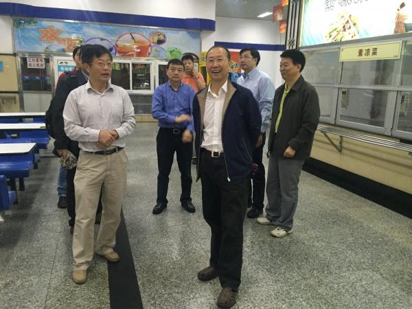 校领导视察沙河校区校庆筹备工作