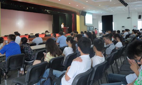 【毕业季】校友企业母校行活动助推学生就业