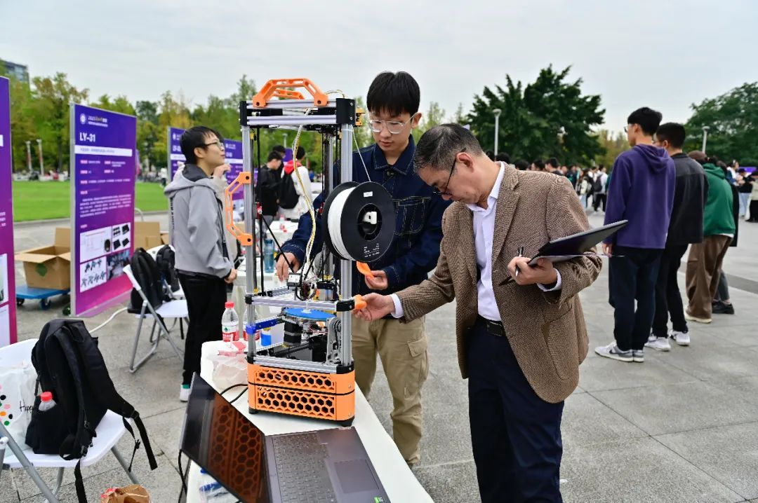 05.png 3e5bdc654c1c06d40abc53d0c1ecfdc6.png