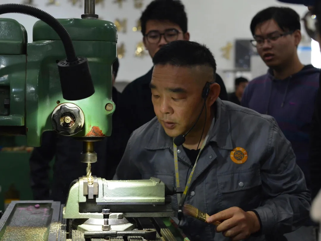 mmexport1678949104552.jpg 3e7605f1fa3e8376a75ce51309624f2a.jpg