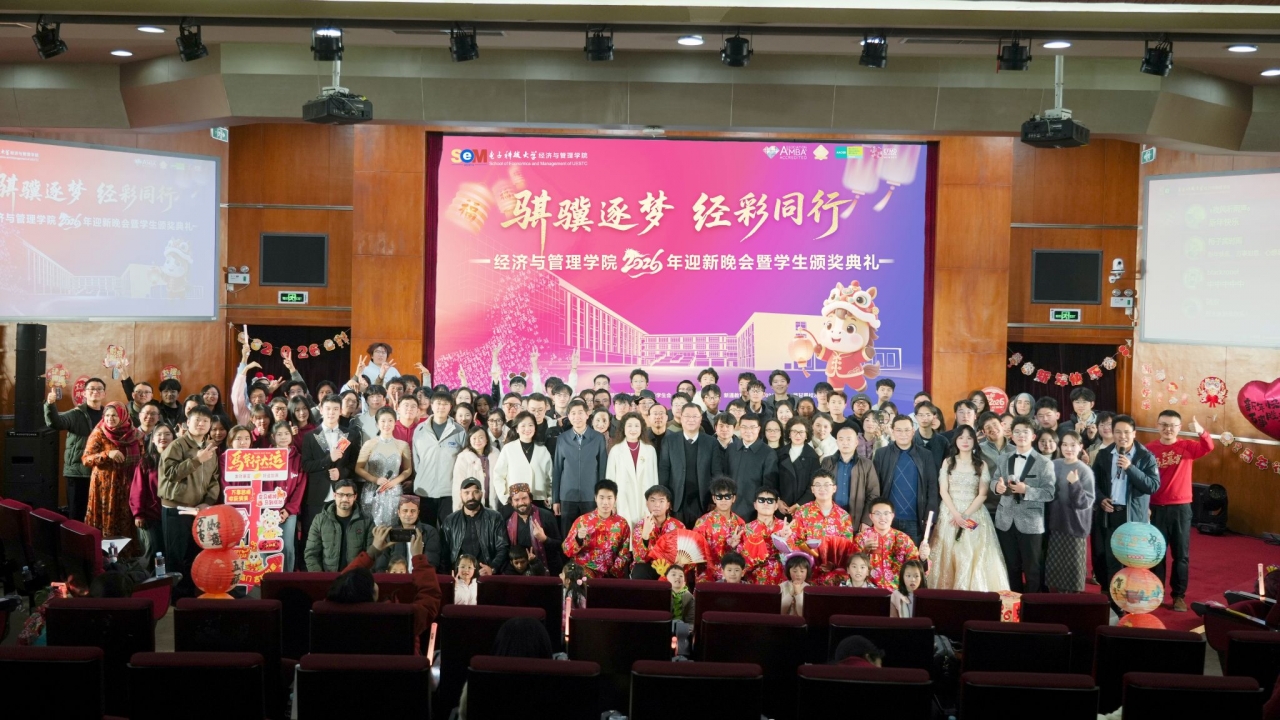 3E5CA0A8C7FB6B50E48CBA588C1_5C091AF5_5DB