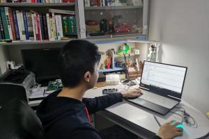 【建设一流本科】酷！实验室邮寄到家，硬核本领宅家练就