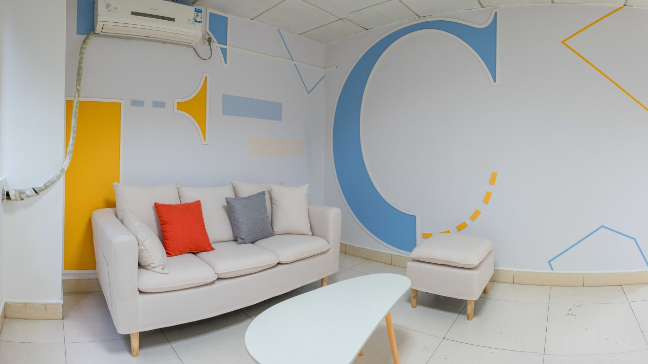 “家”门口的生涯园地3.jpg 3ffcaa3415652e2fe11c7781f55ec7a2_7d65b.j