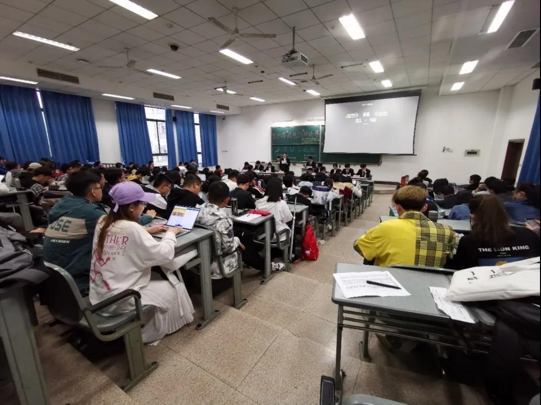 第三十五届“成电杯”辩论赛火热开赛