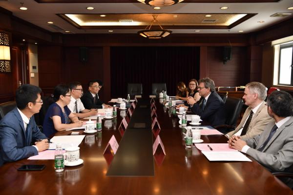 _DSC9913_缩小大小.JPG 402535991c9247b47b1c6abfda0260cf.jpg