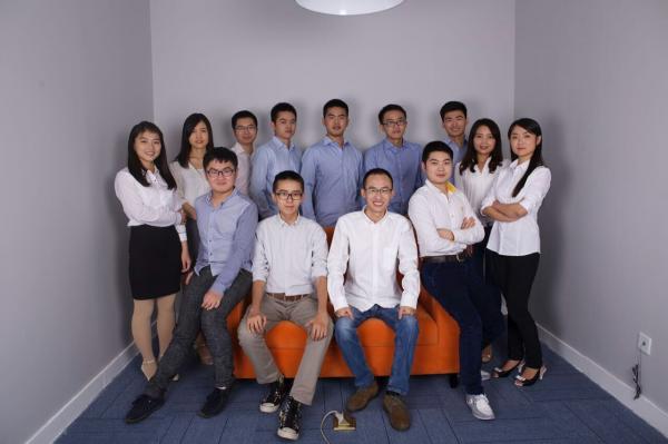 刘金松.jpg 刘金松.jpg