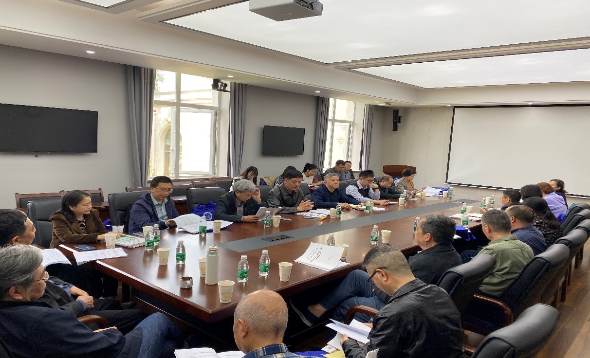 学校召开新学期学位与研究生教育督导工作布置会