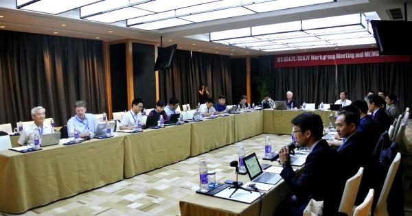 开会_副本.jpg 开会_副本.jpg