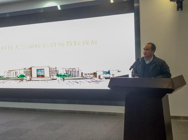 “大学阅读·悦读大学”图书分享交流会在我校举行