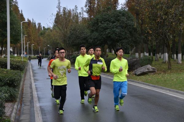 paobu003.jpg paobu003.jpg