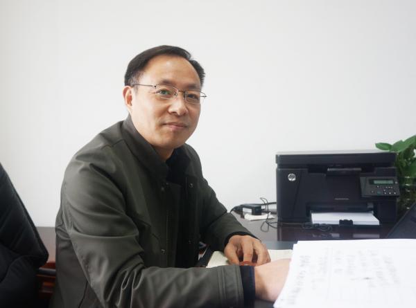 【聚焦·专访】汪利辉：坚持立德树人  开创红色“研”途