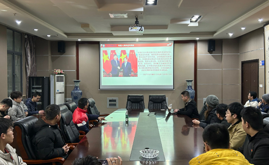 机电学院学生党支部开展“感悟思想伟力 凝聚奋进力量”主题党日活动