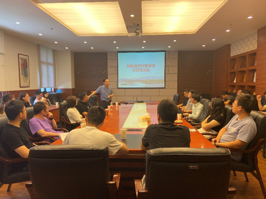 自动化学院开展“尊师重教”月主题系列活动