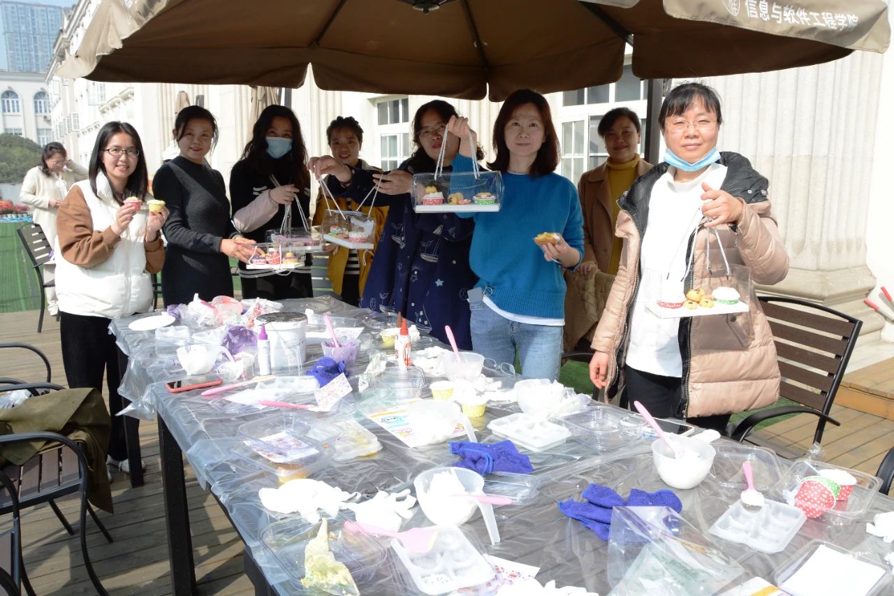 710283b8596ce459e51576abe7baba28.jpg 710283b8596ce459e51576abe7baba28.jpg