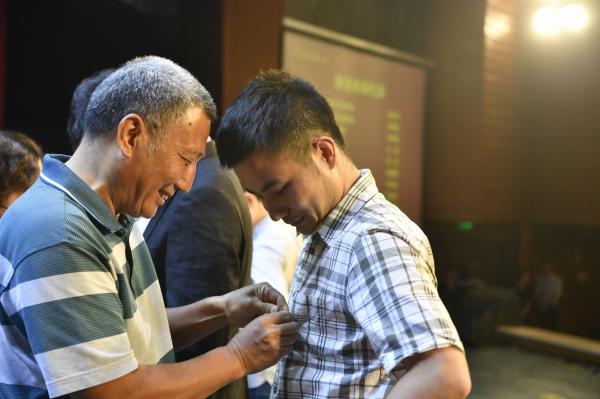 _ND55939.JPG 44bef294f1a523a454ab4b960a6b2440.jpg