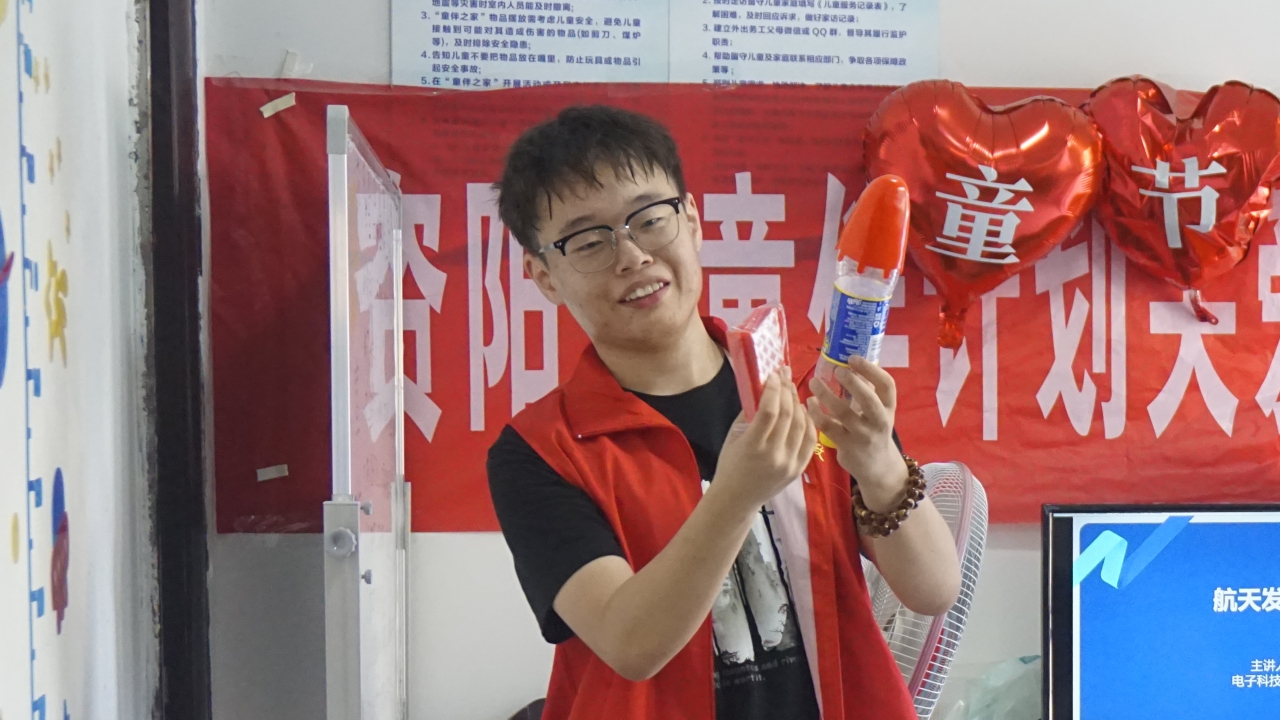 _DSC0215.JPG 465305ec4ee9a41d330e437b595dacf3_7719a.j