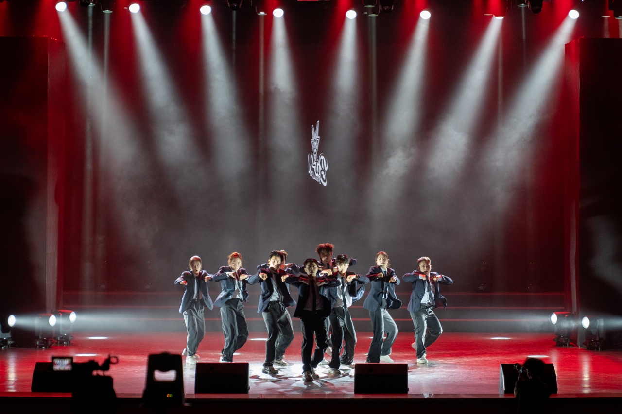 12 流行舞《Comin Danger》.jpg 12 流行舞《Comin Danger》.jpg