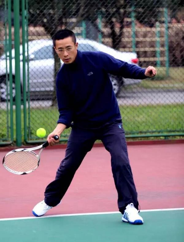 我校教师参加省高校第23届“智博杯”教工网球比赛