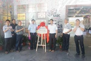 【改革视点】我校研究生教育改革开辟“新航线”