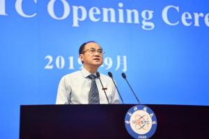 曾勇校长在2019级新生开学典礼上的致辞