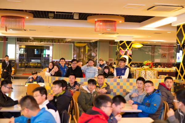 物电学子欢度元宵佳节