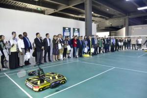 外交部驻港公署特派员谢锋率外国驻港机构代表团来校访问