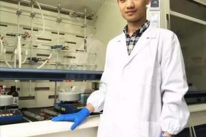 【对标争先】基础院博士生童鑫入选教育部“百名研究生党员标兵”