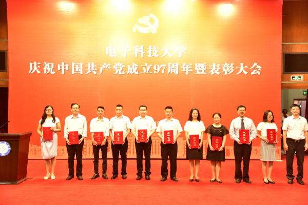 _DSC9594_2.JPG 4b5c9b0c8aaad3c87ee12501d7904642.jpg