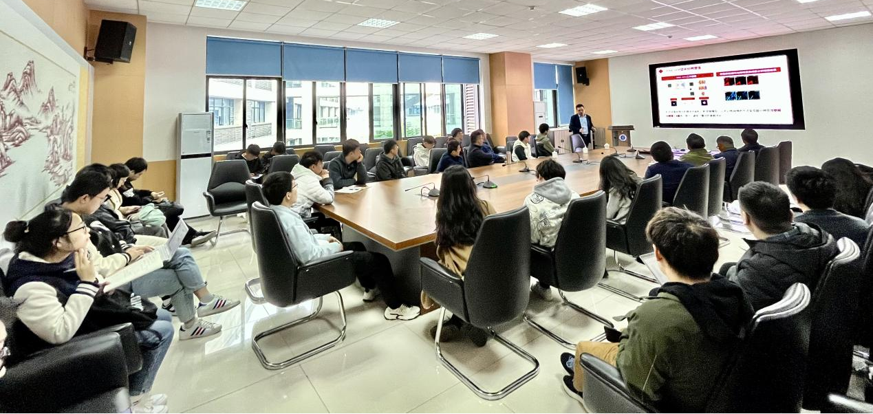 华东师范大学张诗按教授做客学者论坛