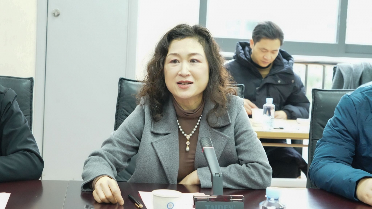 014E5359E21F0F9E3BBED50A682_07A0D591_386